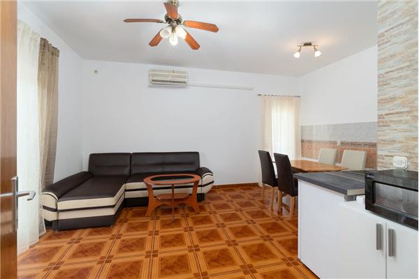 Apartment A1, for 4 persons