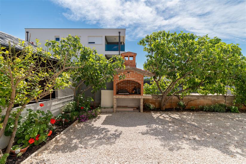Apartments Ivica