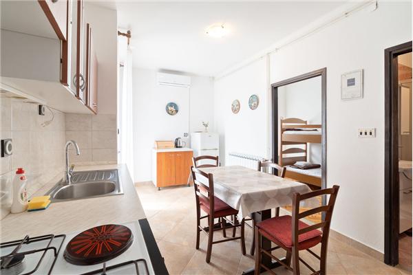 Apartment A1, for 3 persons