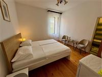 Room S2, for 2 persons