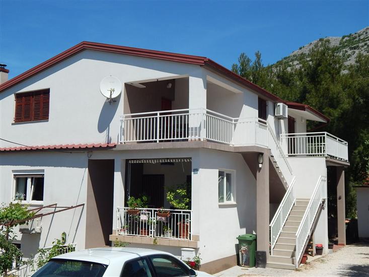 Apartment A1, for 5 persons