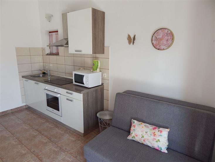 Apartment A1, for 5 persons