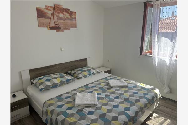 Apartment A1, for 5 persons