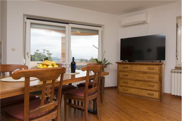 Apartment A2, for 5 persons