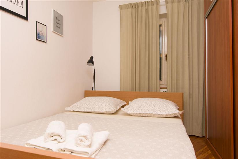 Apartment A2, for 5 persons