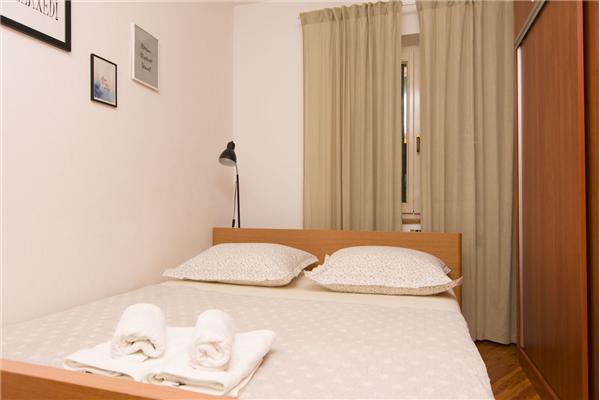 Apartment A2, for 5 persons