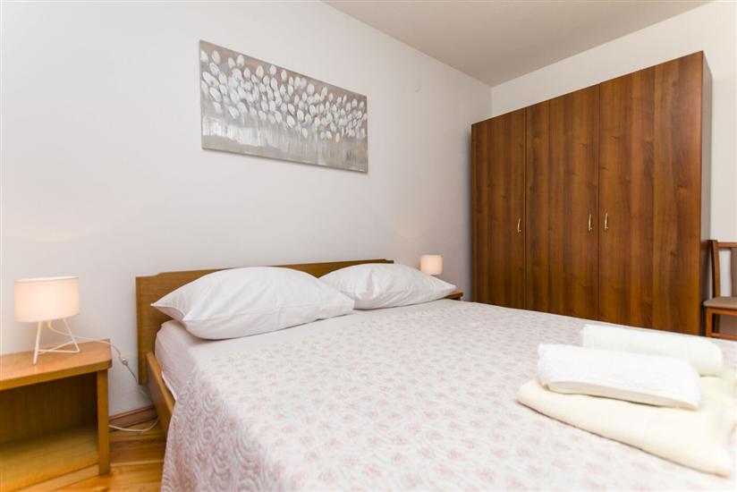 Apartment A2, for 5 persons