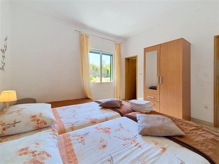 Apartment A1, for 7 persons