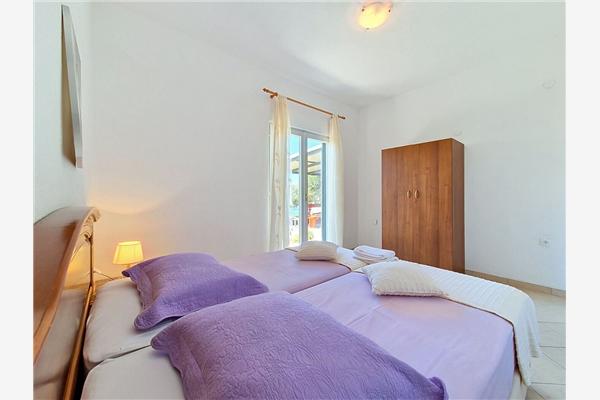 Apartment A1, for 7 persons