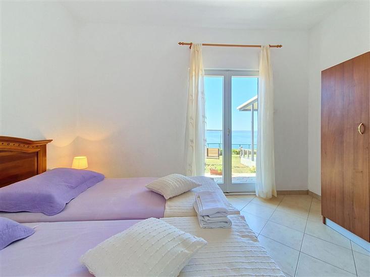 Apartment A1, for 7 persons