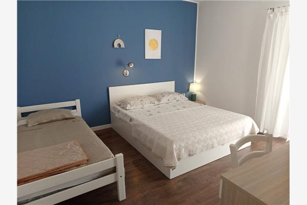 Apartment A2, for 6 persons