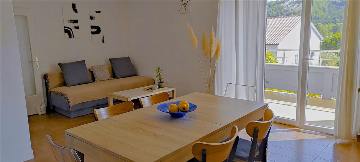 Apartment A2, for 6 persons