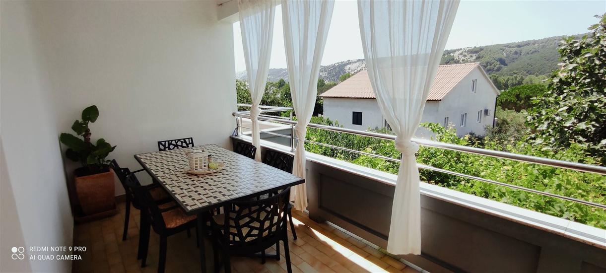 Apartment A2, for 6 persons