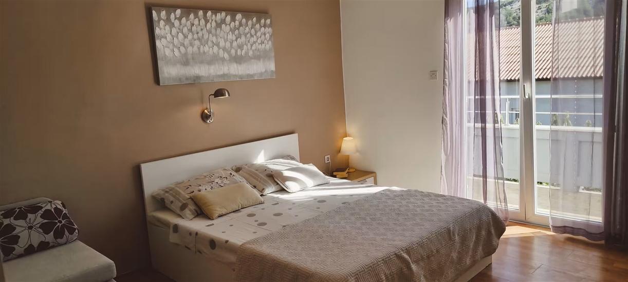 Apartment A2, for 6 persons