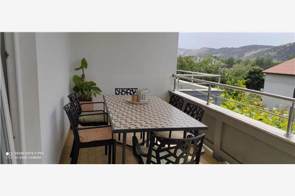 Apartment A2, for 6 persons