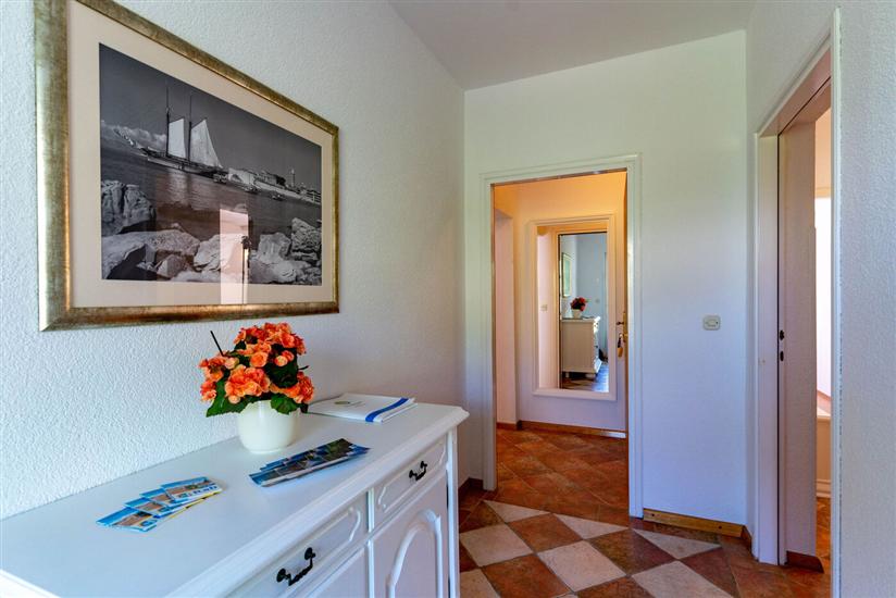 Apartment Mladenka 1