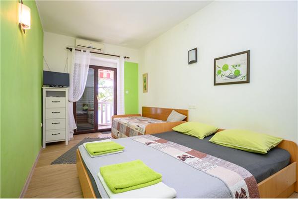 Apartment A1, for 3 persons