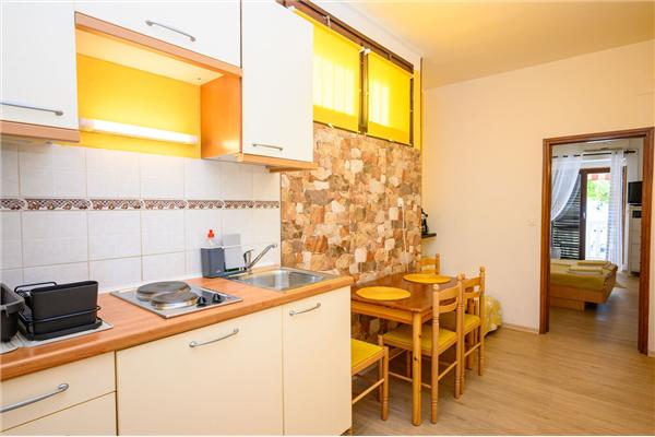 Apartment A2, for 3 persons