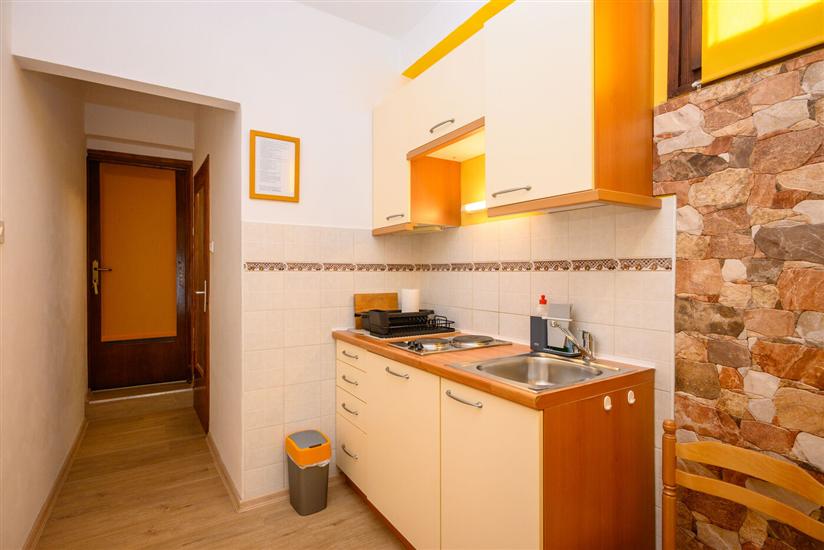 Apartment A2, for 3 persons