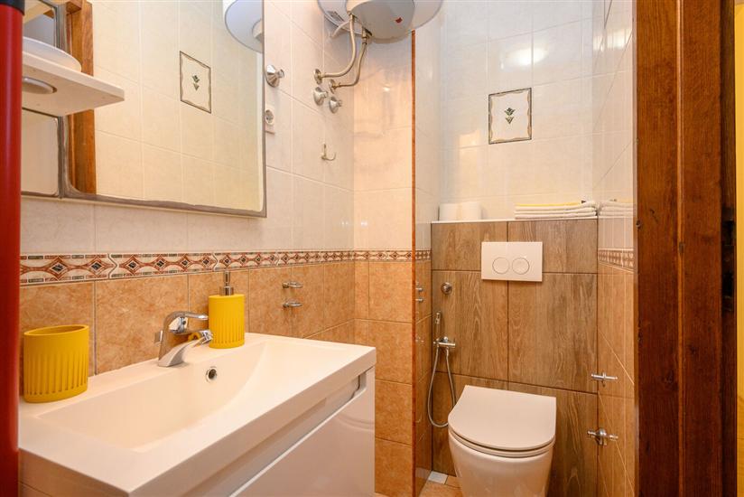 Apartment A2, for 3 persons