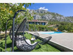 Apartmaj Family House Mislav Split in Riviera Trogir, Kamniti hiši, Kvadratura 90,00 m2, Namestitev z bazenom