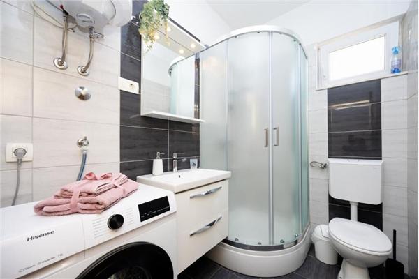 Apartment A1, for 6 persons