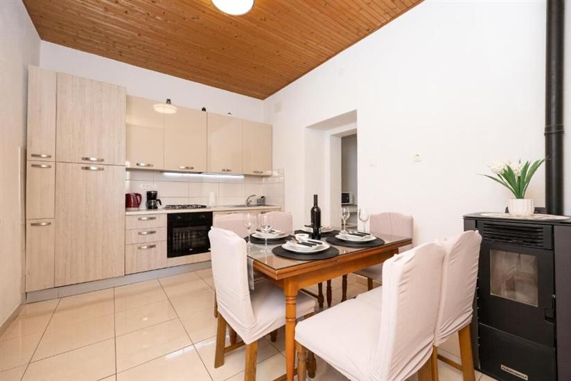 Apartment A1, for 6 persons