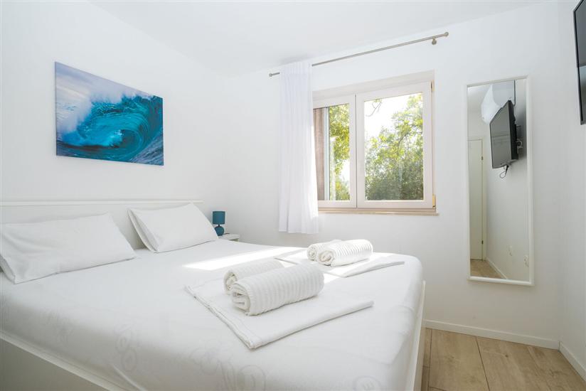 Apartment A1, for 5 persons