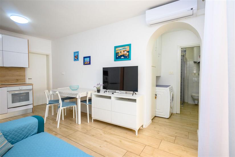 Apartment A1, for 5 persons