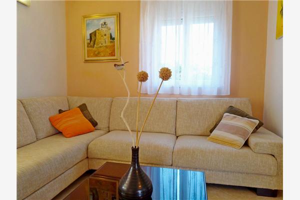 House K1, for 9 persons