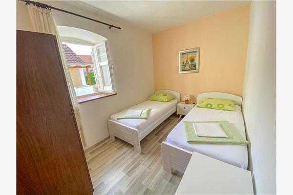 House K1, for 9 persons