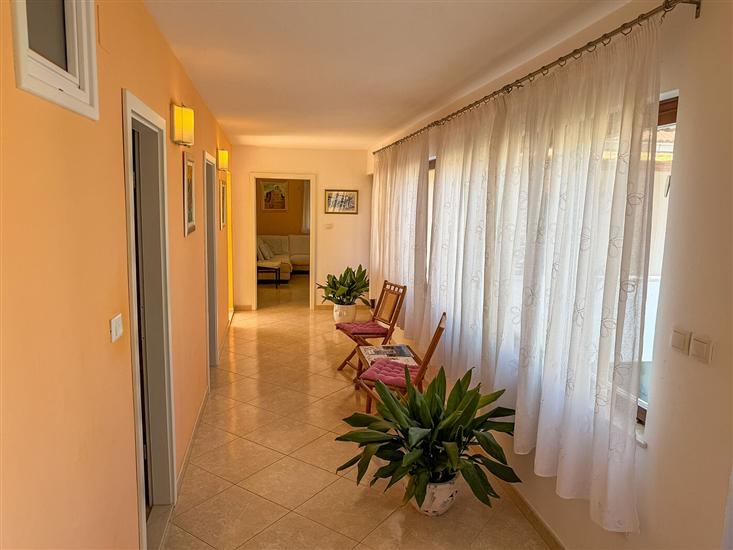 House K1, for 9 persons