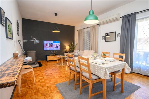 Apartment A1, for 5 persons