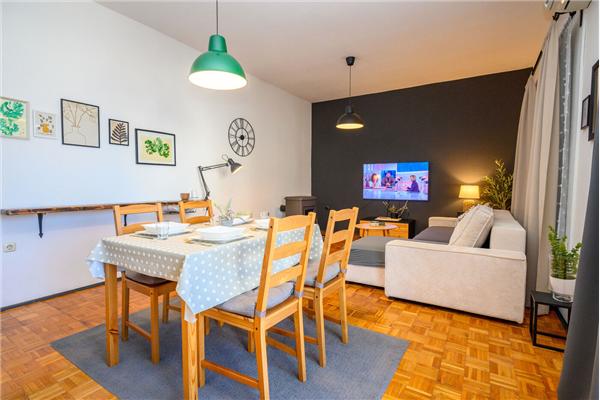 Apartment A1, for 5 persons