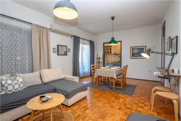Apartment A1, for 5 persons