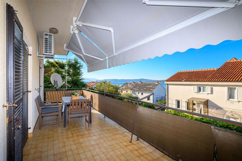 Apartment A1, for 5 persons