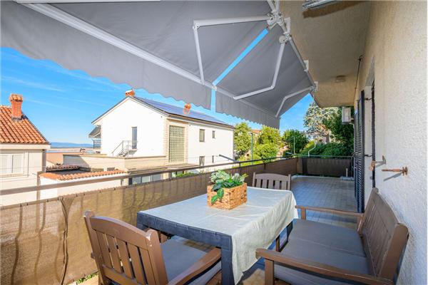 Apartment A1, for 5 persons
