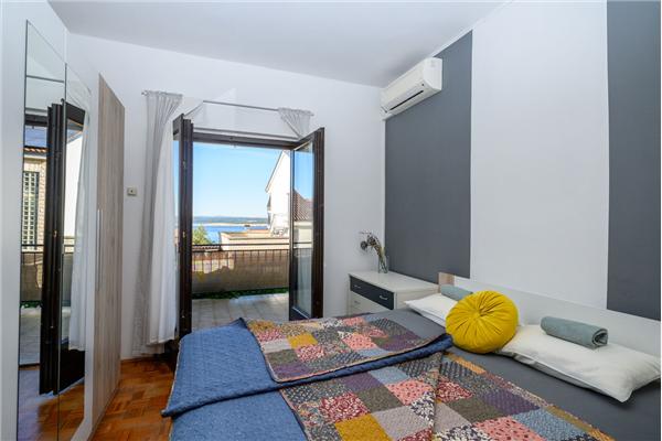 Apartment A1, for 5 persons