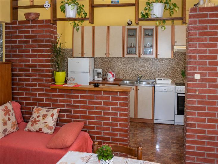 Apartment A2, for 3 persons