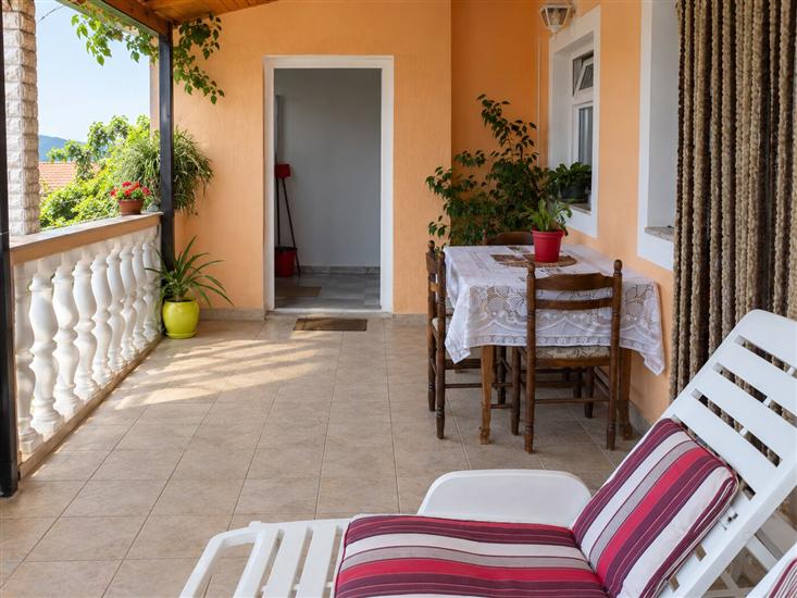 Apartment A2, for 3 persons