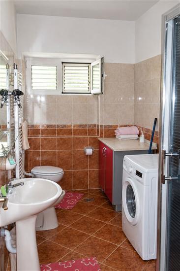 Apartment A2, for 3 persons