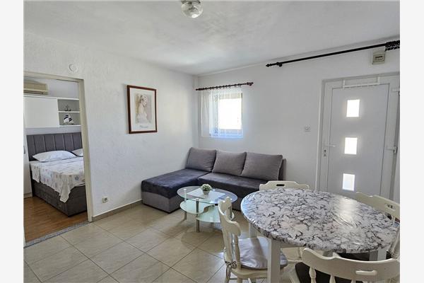 Apartment A2, for 4 persons