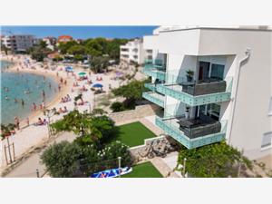 Apartments Luxury Beachfront Apartment with Sea View Povljana - island Pag, Size 62.00 m2, Airline distance to the sea 10 m, Airline distance to town centre 300 m