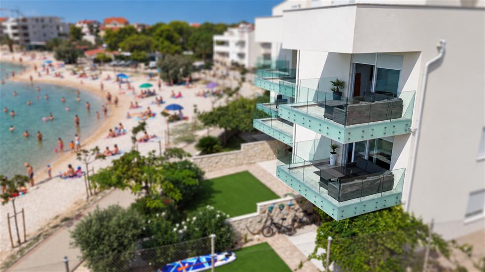Apartments Luxury Beachfront with Sea View