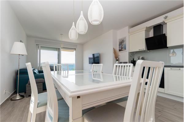 Apartment A1, for 5 persons