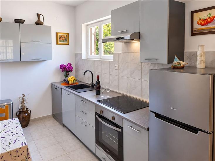Apartment A1, for 6 persons