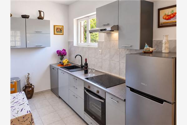 Apartment A1, for 6 persons
