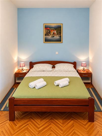 Apartment A1, for 6 persons