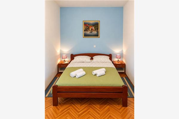 Apartment A1, for 6 persons