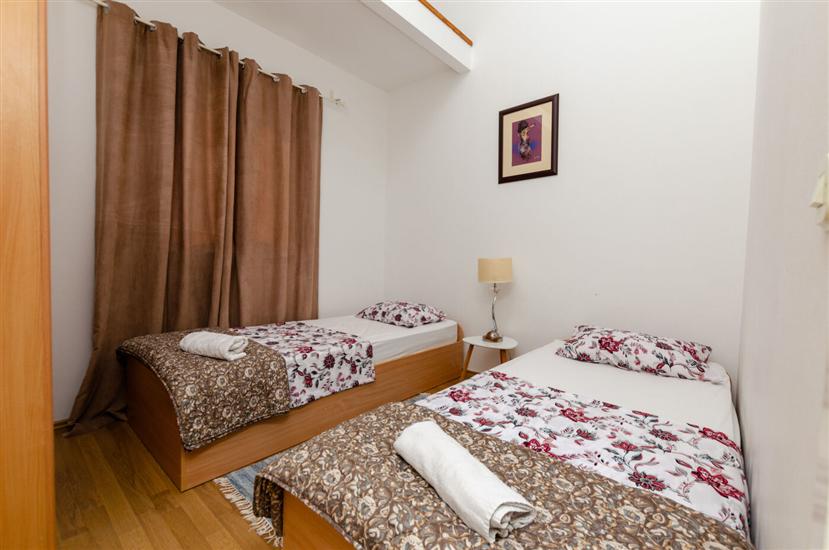 Apartment A3, for 6 persons
